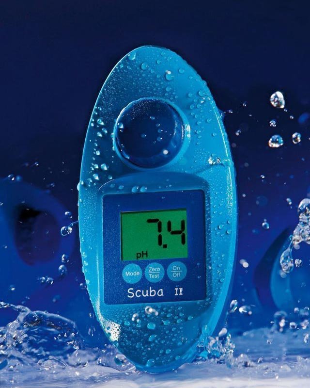 Scuba3s  Smart pool control with the  electronic pool tester