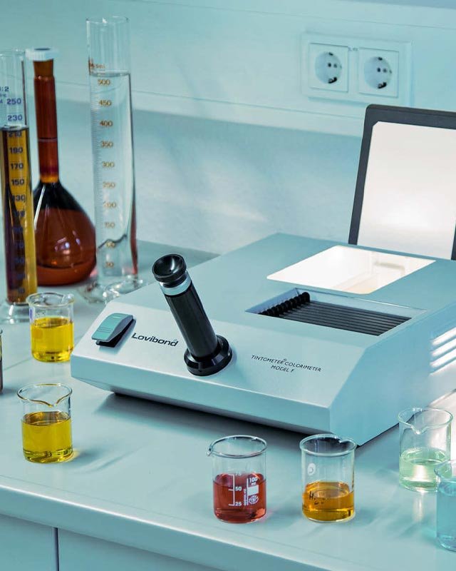 Lovibond Visual Colorimeter Model F